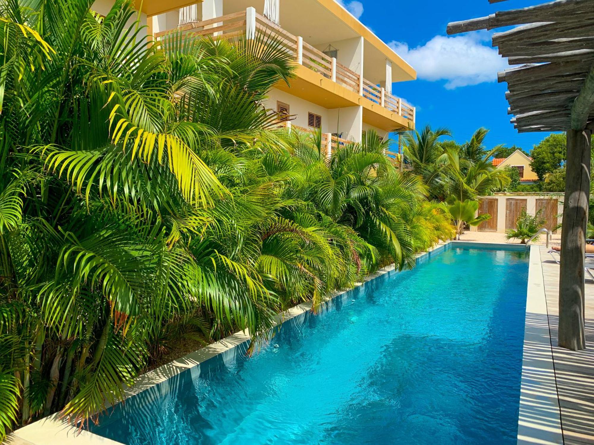 Isla Penthouse & Garden Apartments Bonaire Кралендейк Экстерьер фото