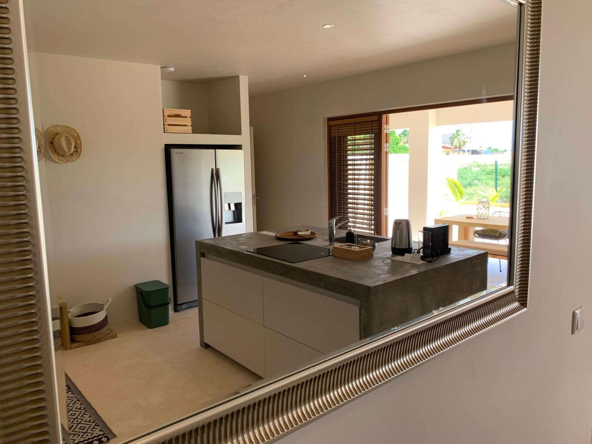 Isla Penthouse & Garden Apartments Bonaire Кралендейк Экстерьер фото